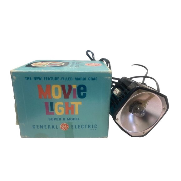 General Electric Mardi Gras MG-2C Movie Light For Super 8 Cameras - Picture 1 of 7